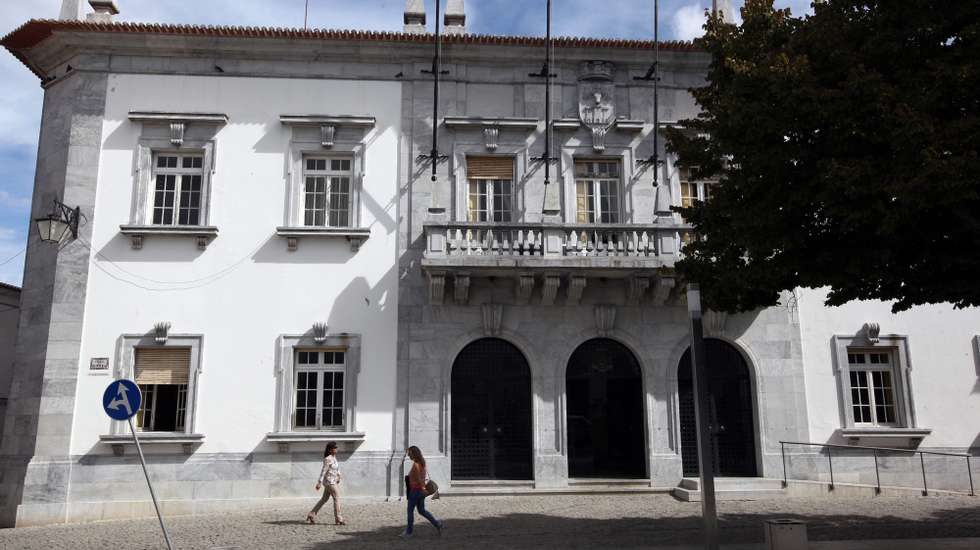 Edifício da Câmara Municipal de Beja, 3 de outubro de 2013. NUNO VEIGA/LUSA