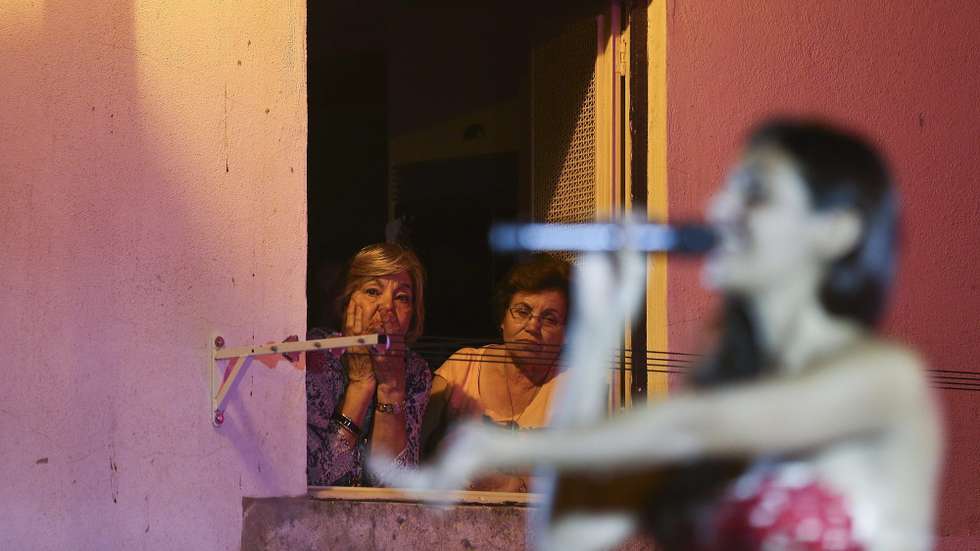 As diferentes casas de fado de Alfama associam-se ao festival, nomeadamente, Porta de Alfama, Alfama Grill, Tasca do Jaime e Boémia LX Sé