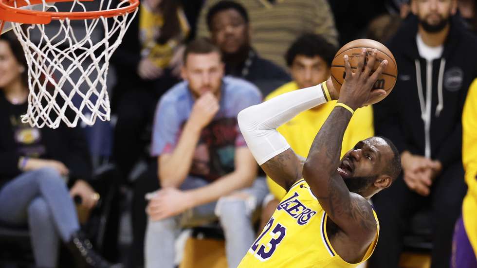 James, que estava igualado com Kareem Abdul-Jabbar