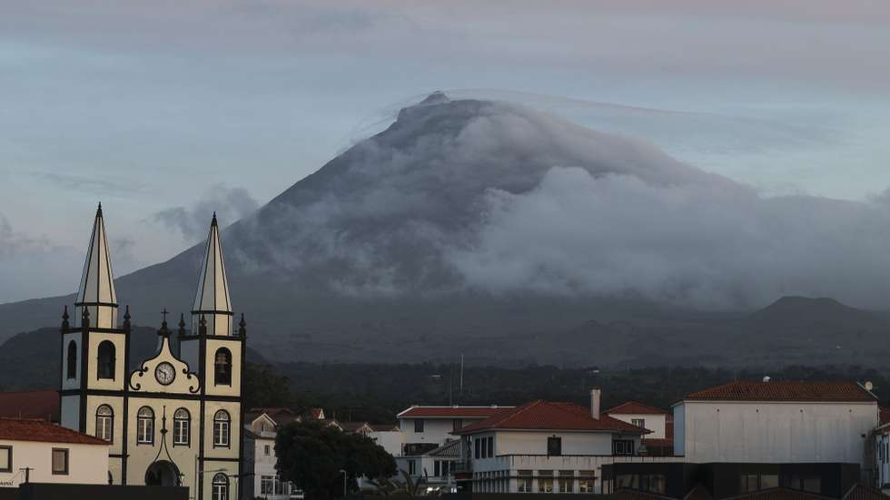 Vista geral do Pico, Açores, 22 de janeiro de 2024. TIAGO PETINGA/LUSA