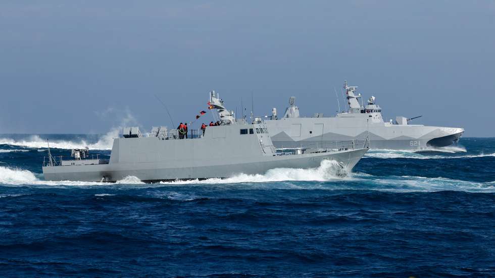 epa11814082 A Taiwan navy Tuo Chiang-class corvette(rear) and Kuang Hua VI-class missile boat (front) maneuver during a drill in Kaohsiung, Taiwan, 09 January 2025. Taiwanese President William Lai (Lai Cheng-te) pledged in his new year speech to boost Tawan's defense budget amidst rising tensions with China.  EPA/RITCHIE B. TONGO