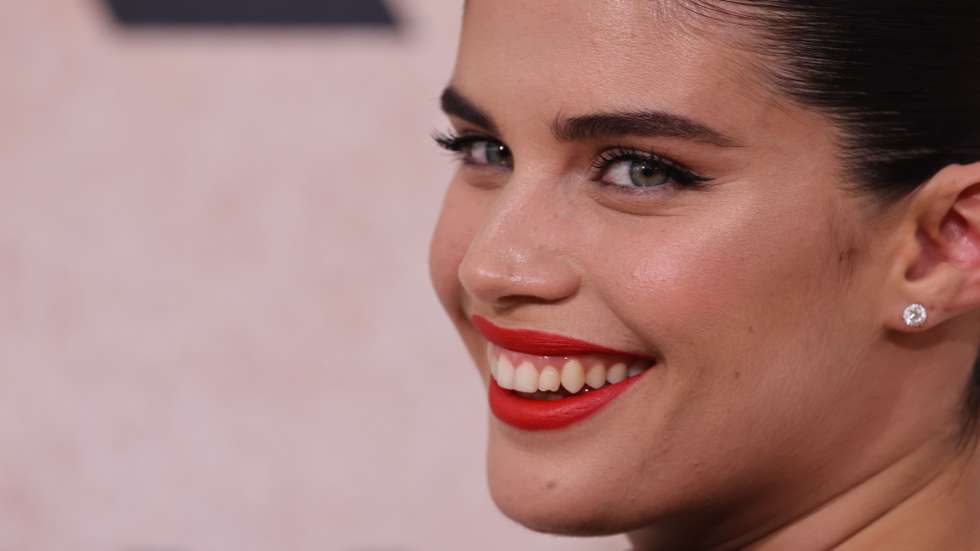 epa09978644 Sara Sampaio attends the Cinema Against AIDS amfAR gala 2022 held at Hotel du Cap-Eden-Roc in Cap d'Antibes, France, 26 May 2022, within the scope of the 75th annual Cannes Film Festival that runs from 17 to 28 May.  EPA/OLIVIER SANCHEZ