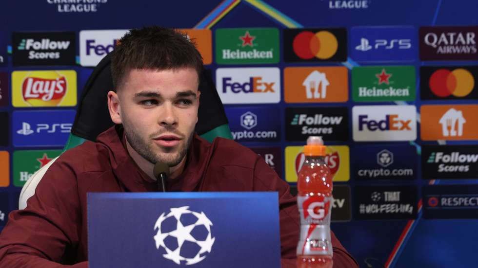 epa11608573 LOSC Lille player Lucas Chevalier attends a press conference at Alvalade Stadium, Portugal, 16 September 2024. LOSC Lille will face Sporting CP in their first match of the UEFA Champions League 2024-25 season on 17 September 2024.  EPA/TIAGO PETINGA