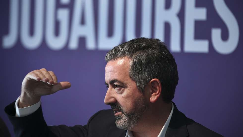 "Temos obra realizada, que impactará não apenas as gerações atuais, como as futuras, e vários projetos socialmente relevantes em marcha. Sabemos bem dos desafios que se colocam no próximo quadriénio, com uma indústria do futebol em rápida transformação. A estabilidade das relações laborais dos futebolistas, a proteção da sua saúde e bem-estar, a formação integral e transição de carreira, sem esquecer as importantes conquistas que faltam no futebol feminino, continuarão no centro das nossas preocupações"