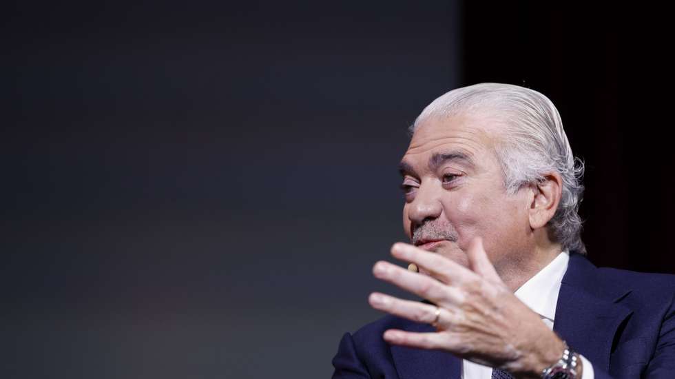 epa12537412 Chief Executive Officer (CEO) of Endesa, Jose Bogas speaks during the 4th Metafuturo Forum in Madrid, Spain, 20 November 2025. The forum serves as a platform for discussing the future of the digital space, including challenges posed by big tech companies.  EPA/MARISCAL