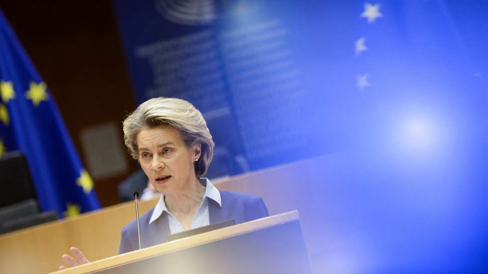epa09000553 European Commission President Ursula von der Leyen speaks during the debate on the state of play of the EU's coronavirus disease (COVID-19) vaccination strategy, at the European Parliament in Brussels, Belgium, 10 February 2021.  EPA/JOHANNA GERON / POOL