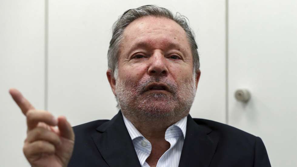 Pedro Costa Ferreira, presidente da Associação Portuguesa de Agências de Viagens e Turismo (APAVT), durante entrevista à Agência Lusa na sede da APAVT, em Lisboa, 1 de março de 2021. Pedro Costa Ferreira defendeu que os apoios disponibilizados às empresas do setor do turismo, para fazer face aos efeitos da pandemia de covid-19 na economia, “têm de ser redobrados” e “mais robustos”.  (ACOMPANHA TEXTO DE 03/03/2021) MANUEL DE ALMEIDA/LUSA