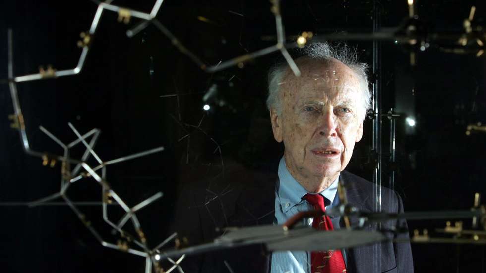 Watson foi um de três cientistas a receber o prémio pela descoberta da "dupla hélix" do ADN