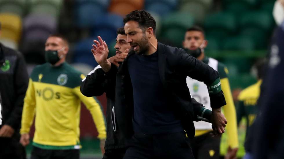 Rúben Amorim foi expulso quatro vezes na presente temporada e vai cumprir um total de 42 dias de suspensão, agora por palavras que valeram mais seis dias