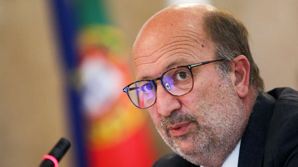 O ministro do Ambiente e da Ação Climática, João Pedro Matos Fernandes, durante a Comissão de Ambiente, Energia e Ordenamento do Território, na Assembleia da República, em Lisboa, 11 de maio de 2021. ANDRÉ KOSTERS/LUSA