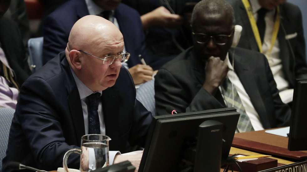 Vasily Nebenzya, embaixador da Federação Russa nas Nações Unidas, nega qualquer crime praticado pelos militares russos em Burcha