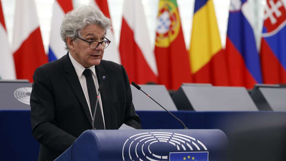 epa10688246 European Commissioner for Internal Market Thierry Breton speaks during a debate on ‘Artificial Intelligence Act’ at the European Parliament in Strasbourg, France, 13 June 2023. The session runs from 12 to 15 June.  EPA/JULIEN WARNAND