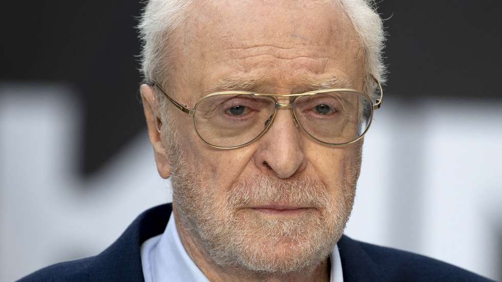 epa07015507 British actor/cast member Sir Michael Caine arrives at the World Premiere of King of Thieves in Leicester Square, Central London, Britain, 12 September 2018. The movie, which tells the story of the Hatton Garden diamond heist is released in UK cinemas on 14th September.  EPA/WILL OLIVER