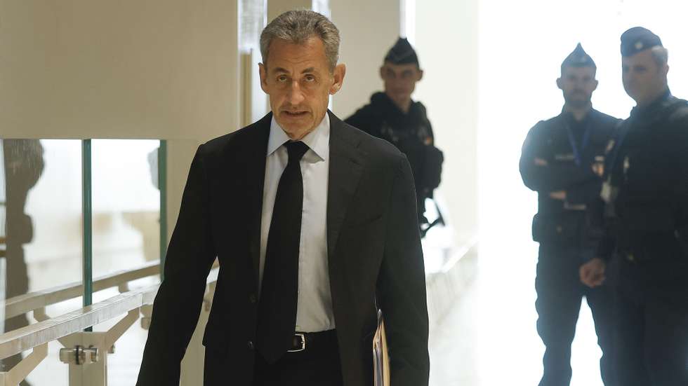 epa11821995 French former president Nicolas Sarkozy arrives at the courthouse in Paris, France, 13 January 2025. Sarkozy and twelve other people, including three former ministers, stand trial for criminal conspiracy to receive funds for the 2007 presidential campaign from the regime of late Libyan leader Muammar Gaddafi. Sarkozy has already been convicted twice, in two separate cases, since he left office in 2012. The trial will last until 10 April.  EPA/YOAN VALAT