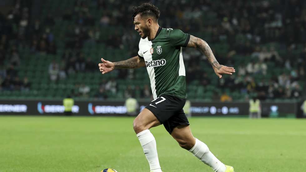 Sporting player  Luis Suarez , during the Portugal Cup quarterfinal soccer match with Sporting vs AVS held at Alvalade Stadium in Lisbon, Portugal, 5 February 2026.  ANTONIO COTRIM/LUSA­