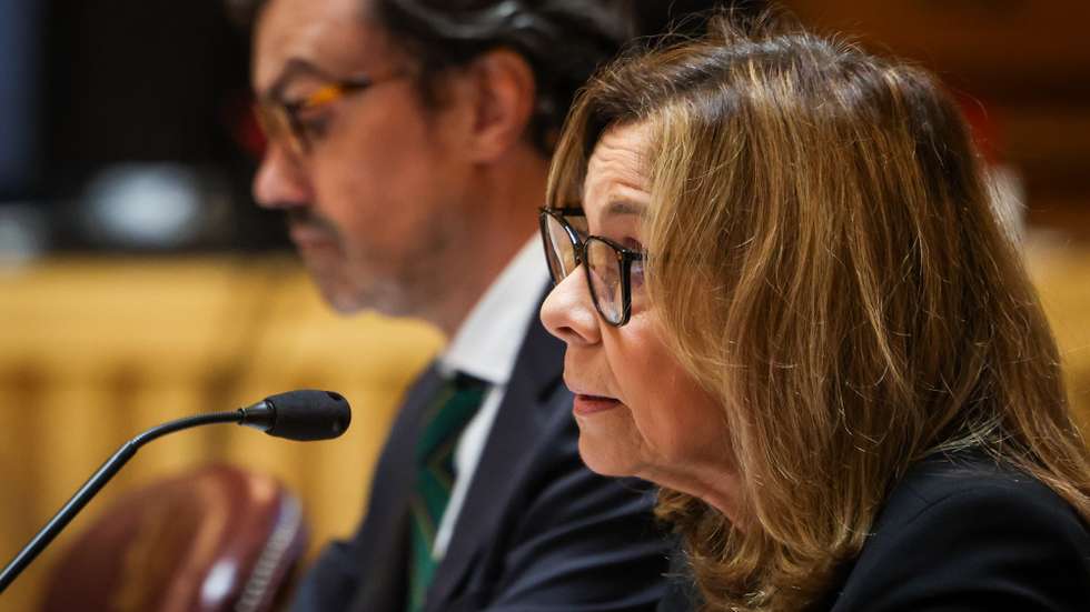 A ministra da Saúde, Ana Paula Martins, intervém durante a audição perante a Comissão de Saúde na Assembleia da República, em Lisboa, 24 de fevereiro de 2026. TIAGO PETINGA/LUSA