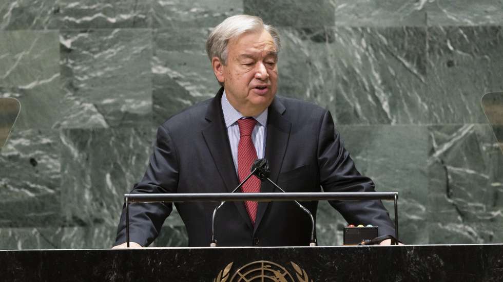 epa09481462 United Nations Secretary-General Antonio Guterres speaks during a high-level meeting to commemorate the twentieth anniversary of the adoption of the Durban Declaration being held during the General Debate of the 76th Session of the United Nations General Assembly in New York, New York, USA, 22 September 2021.  EPA/JUSTIN LANE