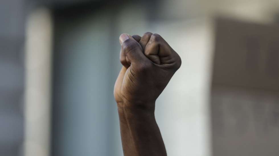 Manifestação contra morte de ator Bruno Candé e em defesa das vítimas do racismo, em Lisboa, 31 de julho de 2020. Bruno Candé, de 39 anos, foi baleado em 25 de julho por outro homem, de 76 anos, em Moscavide, no concelho de Loures, distrito de Lisboa. MIGUEL A. LOPES/LUSA