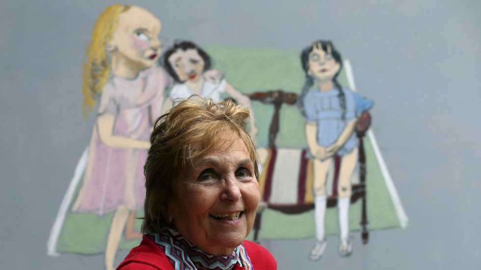 A pintora portuguesa Paula Rego é uma das artistas selecionadas