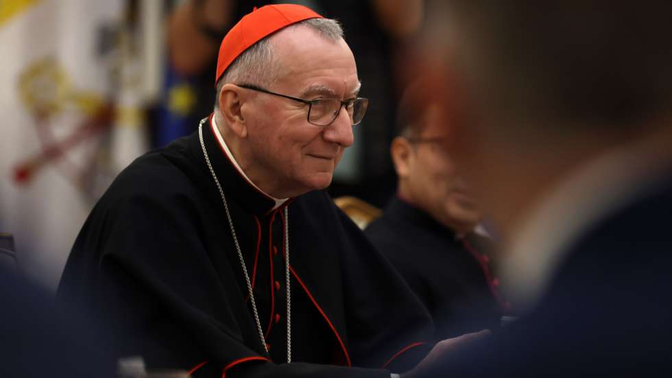 epa11611032 The Holy See Secretary of State, Cardinal Pietro Parolin, attends the meeting with the Serbian president in Belgrade, Serbia, 18 September 2024. Cardinal Parolin is on an official visit to Serbia.  EPA/ANDREJ CUKIC