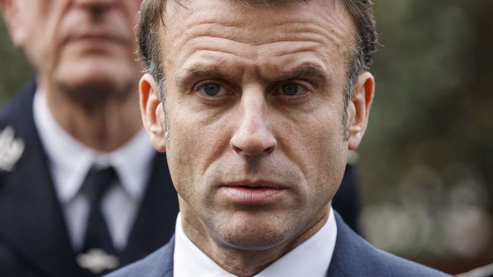 epa11139709 French President Emmanuel Macron speaks to the press after a visit of the Bordeaux police station, in Bordeaux, western France, western France, 09 February 2024. President Macron is in Bordeaux to swear in the new class of the Ecole Nationale de la Magistrature (National School for the Judiciary).  EPA/LUDOVIC MARIN / POOL  MAXPPP OUT