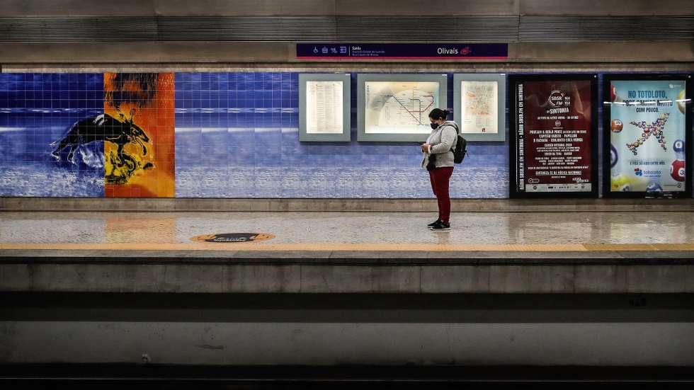 Metro de Lisboa encerra mais cedo na noite de Natal