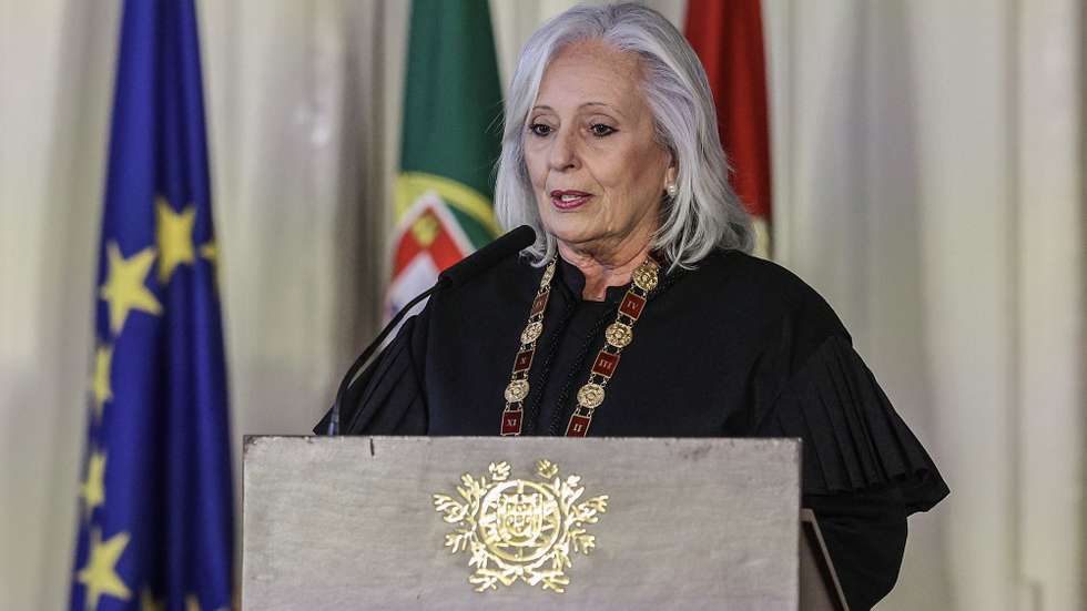 A procuradora-geral da República, Lucília Gago, intervém na cerimónia de abertura do ano judicial no Salão Nobre do Supremo Tribunal de Justiça, em Lisboa, 10 de janeiro de 2023. A cerimónia é organizada pelo Supremo Tribunal de Justiça, pela Procuradoria-Geral da República e pela Ordem dos Advogados. MIGUEL A. LOPES/LUSA