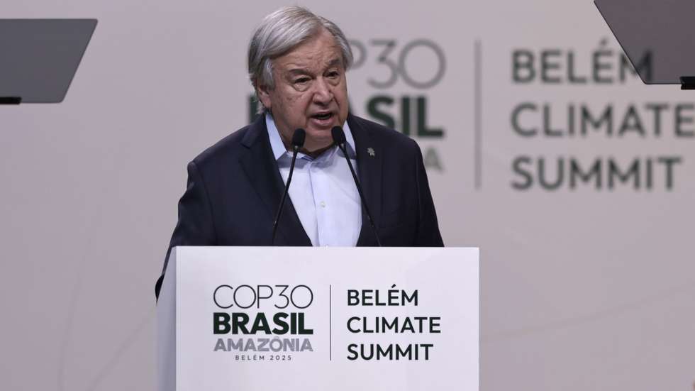 epa12508023 UN Secretary-General Antonio Guterres speaks during the opening of the COP30 leaders' summit at the Hangar Convention Center in Belem, Brazil, 06 November 2025. The leaders’ summit at the UN Climate Conference (COP30) kicked off in the Brazilian Amazon, with around 60 heads of state and government in attendance, seeking to lay the groundwork for negotiators.  EPA/ANDRE COELHO