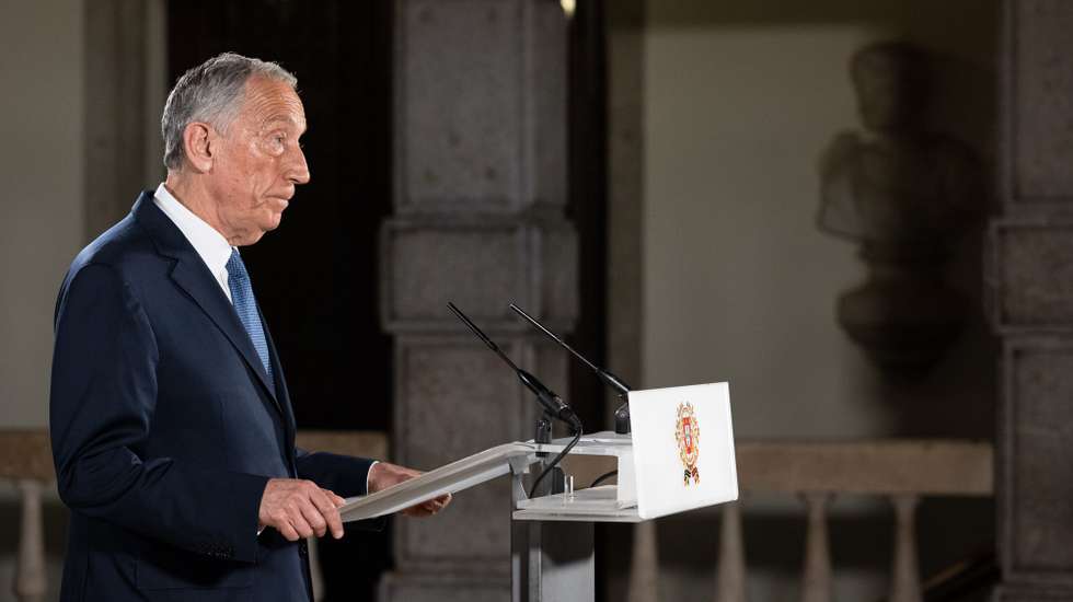 O Presidente da República, Marcelo Rebelo de Sousa, fala ao país numa declaração a partir do Palácio de Belém, após decretar a renovação do estado de emergência em Portugal, Lisboa, 11 de fevereiro de 2021.  MIGUEL FIGUEIREDO LOPES/PRESIDÊNCIA DA REPÚBLICA/LUSA
