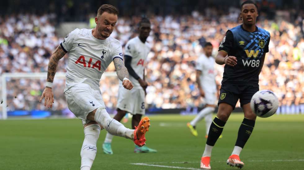epa11333345 Tottenham Hotspur's James Maddison in action during the English Premier League soccer match of Tottenham Hotspur against Burnley FC, in London, Britain, 11 May 2024.  EPA/NEIL HALL EDITORIAL USE ONLY. No use with unauthorized audio, video, data, fixture lists, club/league logos, 'live' services or NFTs. Online in-match use limited to 120 images, no video emulation. No use in betting, games or single club/league/player publications.