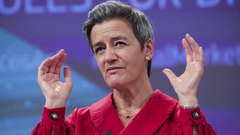 epa08885505 European Commissioner for Europe fit for the Digital Age Margrethe Vestager during a news conference on the Digital Services Act and the Digital Markets Act at the European Commission headquarters in Brussels, 15 December 2020.  EPA/Olivier Matthys / POOL