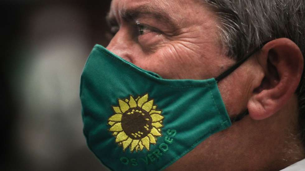 O deputado José Luis Ferreira durante a sessão de encerramento da 15ª Convenção do Partido Ecologista “Os Verdes”, no Fórum Lisboa, em Lisboa, 23 de maio de 2021. MÁRIO CRUZ/LUSA