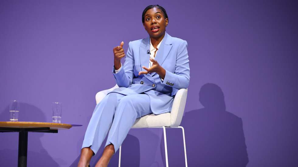 epa13280855 Leader of the British Conservative Party Kemi Badenoch speaks on the first day of the British Conservative Party annual conference at the International Convention Centre (ICC) in Birmingham, Britain, 04 October 2026. The annual conference runs from 04 to 07 October as the party trails behind the governing Labour Party and the populist Reform UK after losing the general election in 2024.  EPA/TOLGA AKMEN
