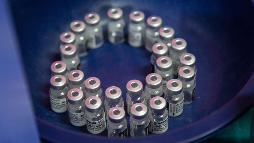 epa09343627 A view of Pfizer-BioNTech Covid-19 coronavirus vaccines during a vaccination drive at the Dhaka Medical Collage Hospital in Dhaka, Bangladesh, 14 July 2021. According to the Bangladesh health authorities, administering the Pfizer-BioNTech Covid-19 vaccines started at three hospitals in Dhaka.  EPA/MONIRUL ALAM