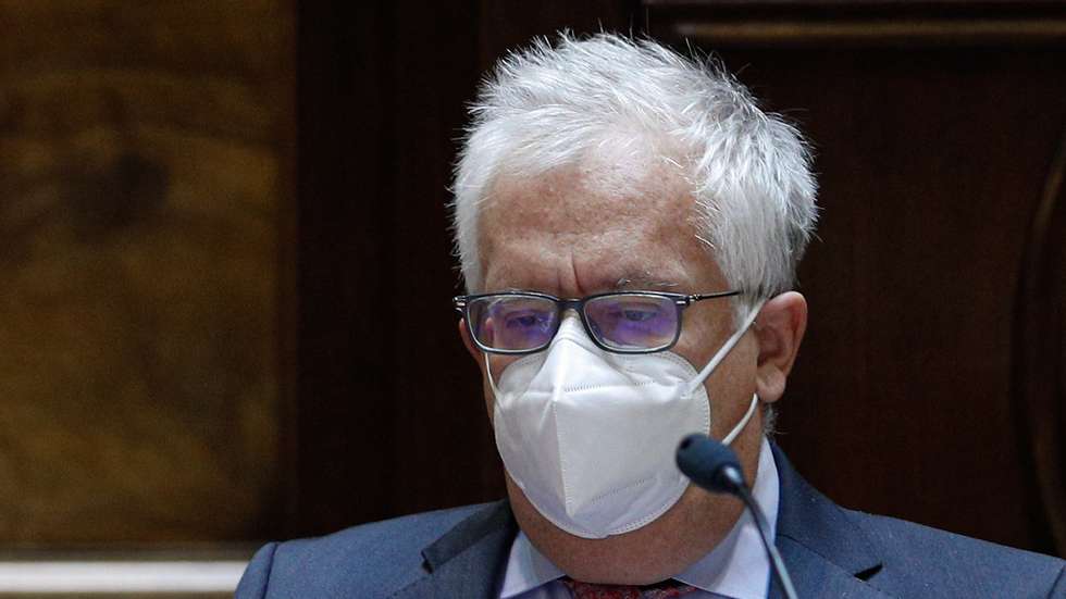 O ministro da Administração Interna, Eduardo Cabrita, fala durante a sua audição perante a Comissão de Assuntos Constitucionais, Direitos, Liberdades e Garantia, na Assembleia da República, em Lisboa, 17 de fevereiro de 2021. ANTÓNIO COTRIM/LUSA