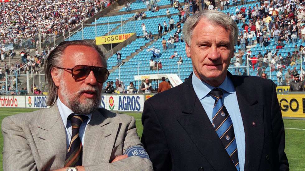 O reconhecimento pelo seu trabalho levou-o a integrar as equipas médicas da UEFA e da FIFA após a passagem pelo FC Porto
