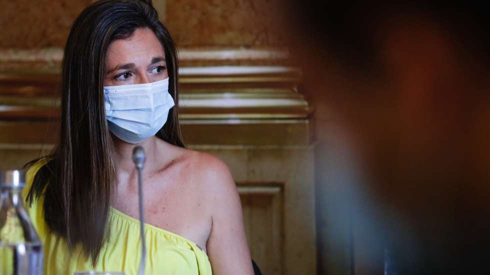A bastonária da Ordem dos Enfermeiros, Ana Rita Cavaco, fala perante a Comissão de Saúde, na Assembleia da República em Lisboa, 27 de maio de 2020. TIAGO PETINGA/LUSA