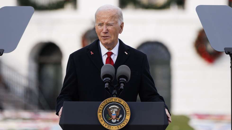 epa11752572 US President Joe Biden gives remarks during an event to commemorate World AIDS Day on the South Lawn of the White House in Washington, DC, US, 01 December 2024. Biden is unveiling the AIDS Memorial Quilt to recognize those who have died due to AIDS-related illnesses.  EPA/Aaron Schwartz / POOL