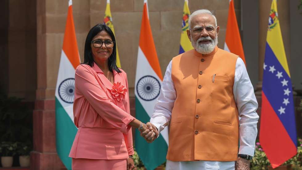 epa13014577 Indian Prime Minister of India Narendra Modi (R) shakes hands with Acting President of Venezuela Delcy Rodriguez (L) prior to their meeting at Hyderabad House in New Delhi, India, 04 June 2026. Interim president of the Bolivarian Republic of Venezuela, Delcy Rodriguez, is on a five-day state visit to India.  EPA/RAJAT GUPTA