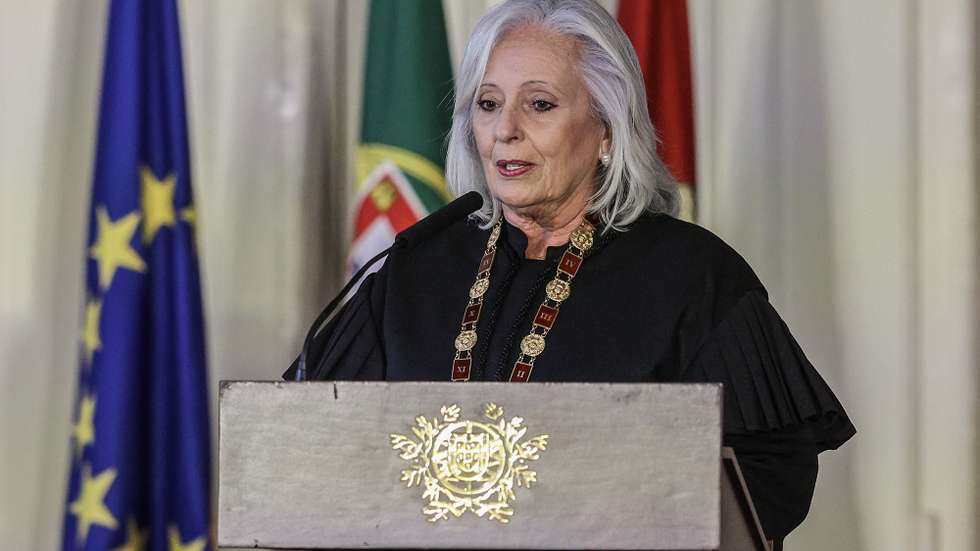 A procuradora-geral da República, Lucília Gago, intervém na cerimónia de abertura do ano judicial no Salão Nobre do Supremo Tribunal de Justiça, em Lisboa, 10 de janeiro de 2023. A cerimónia é organizada pelo Supremo Tribunal de Justiça, pela Procuradoria-Geral da República e pela Ordem dos Advogados. MIGUEL A. LOPES/LUSA