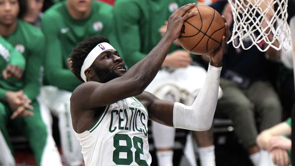 epa11042646 Boston Celtics center Neemias Queta lays up the ball during the second half of the NBA basketball game between the Boston Celtics and Los Angeles Clippers in Los Angeles, California, USA, 23 December 2023.  EPA/ALLISON DINNER  SHUTTERSTOCK OUT