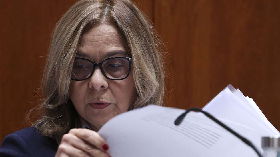 A ministra da Saúde, Ana Paula Martins, na sua audição perante a Comissão de Orçamento, Finanças e Administração Pública, no âmbito da apreciação, na especialidade, da Proposta de Lei n.º 26/XVI/1.ª (GOV) – Aprova o Orçamento do Estado para 2025, na Assembleia da República, em Lisboa, 12 de novembro de 2024. TIAGO PETINGA/LUSA