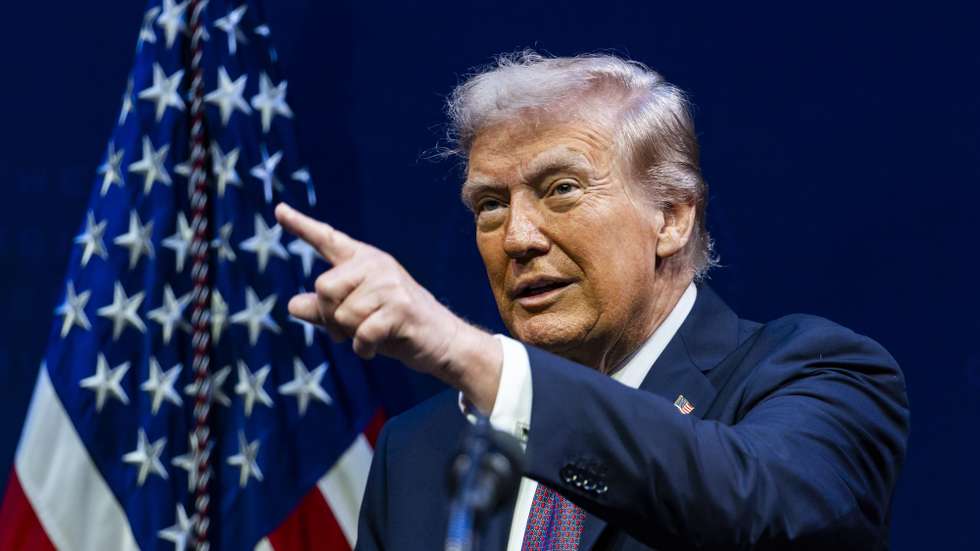 epa12362482 US President Donald Trump speaks at the religious liberty commission at the Museum of the Bible in Washington, DC, USA, 08 September 2025. Trump spoke about religion in schools, limiting transgender surgeries, and his administration's attempt to end what he termed the woke agenda.  EPA/JIM LO SCALZO / POOL