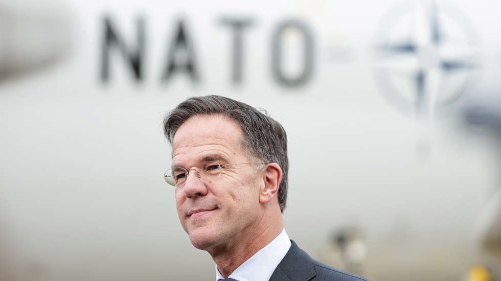 epa12523412 NATO Secretary-General Mark Rutte during his visit at the NATO Air Base in Geilenkirchen, Germany, 13 November 2025.  EPA/FRIEDEMANN VOGEL