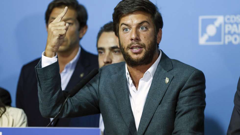 Portuguese right-wing Social Democratic Center-Popular Party (CDS-PP) leader Francisco Rodrigues dos Santos addresses the media during his press conference about Sunday local elections at the Party's headquarter downtown Lisbon, Portugal, 27 September 2021. More than 9.3 million electors can vote in the local elections in Portugal on 26 September 2021. MANUEL DE ALMEIDA/LUSA