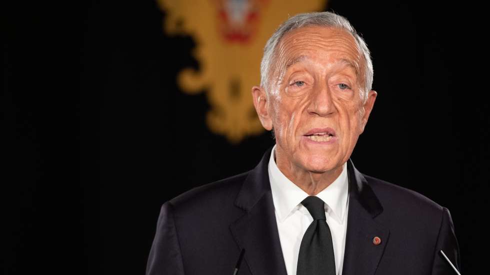 O Presidente da República, Marcelo Rebelo de Sousa, durante a comunicação ao país a partir do Palácio de Belém sobre a renovação do estado de emergência em Portugal por mais 15 dias, até às 23:59 de 23 de dezembro, para permitir medidas de contenção da epidemia de covid-19, Lisboa, 04 de dezembro de 2020. O atual estado de emergência teve início no dia 24 de novembro e termina às 23:59 da próxima terça-feira, 08 de dezembro. Esta renovação tem efeitos a partir das 00:00 de terça-feira, 24 de novembro. RUI OCHOA/PRESIDÊNCIA DA REPÚBLICA/LUSA