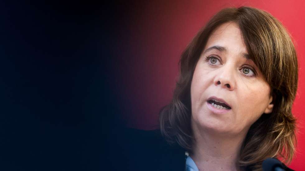 A coordenadora do Bloco de Esquerda, Catarina Martins, apresenta propostas do Bloco para apoiar a economia e proteger o trabalho, durante uma conferência de imprensa na sede Nacional do Bloco de Esquerda, em Lisboa, 07 de dezembro de 2020. JOSE SENA GOULAO/LUSA