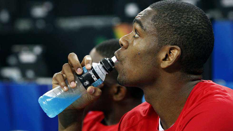 epa04375328 Angola's player Yanick Moreira, during the 2014 FIBA Basketball World Cup Group D match between Angola and South Korea at the Gran Canaria Arena in Las Palmas de Gran Canaria, the Canary Islands, Spain, 30 August 2014.  EPA/ELVIRA URQUIJO A.