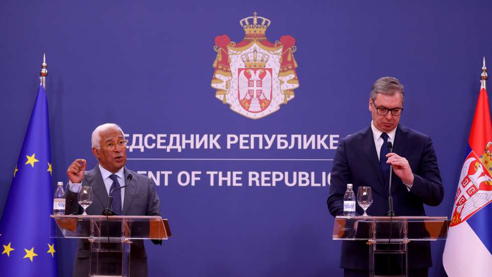 epa12095567 The President of the European Council Antonio Costa (L) talks during the press conference with Serbian President Aleksandar Vucic (R) following their meeting in Belgrade, Serbia, 13 May 2025. The President of the European Council, Antonio Costa is on an official visit to Serbia.  EPA/ANDREJ CUKIC