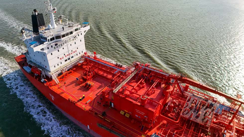epa12822200 A view of the Arrhenius tanker, designed for transporting liquefied natural gas LNG (IMO 9471032) and registered in Liberia, leaves Antwerp Chemical harbour in Hansweert, The Netherlands, 15 March 2026. The EU Commission presented EU Industrial Maritime and Port Strategies, following the closure of the Strait of Hormuz amid the escalating regional conflict leading to growing concern over global oil supplies.  EPA/OLIVIER HOSLET